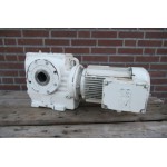 22 RPM 3 KW 1110 Nm Asmaat 50 mm. Used.